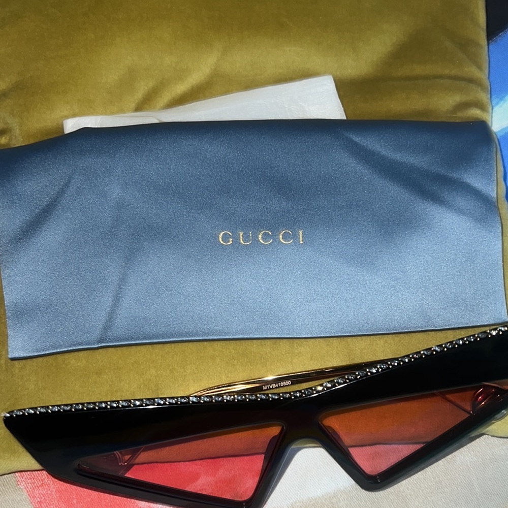 KILLER GUCCI’S - Picture 3 of 11